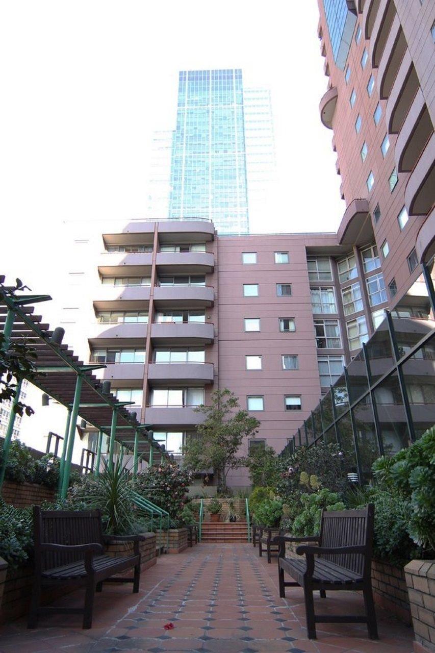 Paramount Apartments Мельбурн Екстер'єр фото